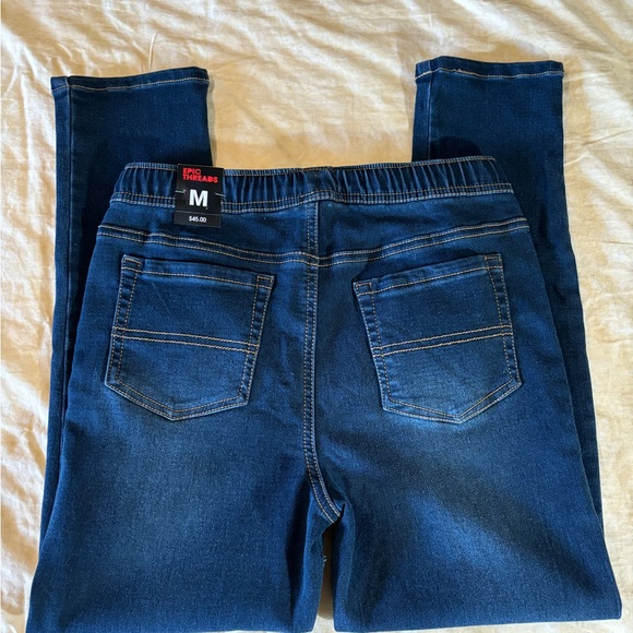 Jeans - Picture 2 of 6